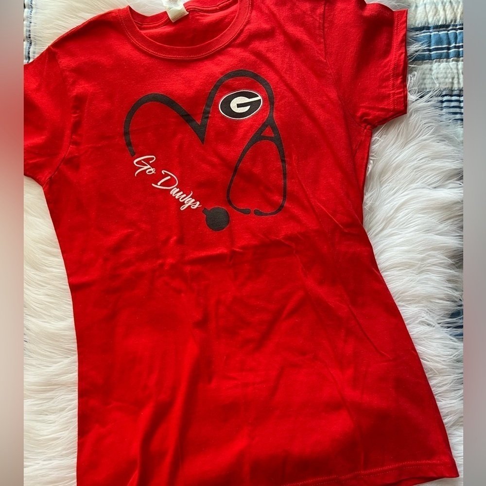 NWOT Go Georgia Bulldogs Dawgs Nurse Stethoscope T-Shirt M